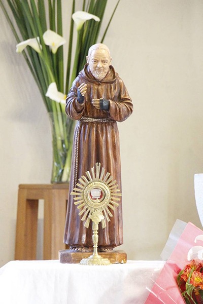 Reliquia Padre Pío - Parroquia Padre Pío